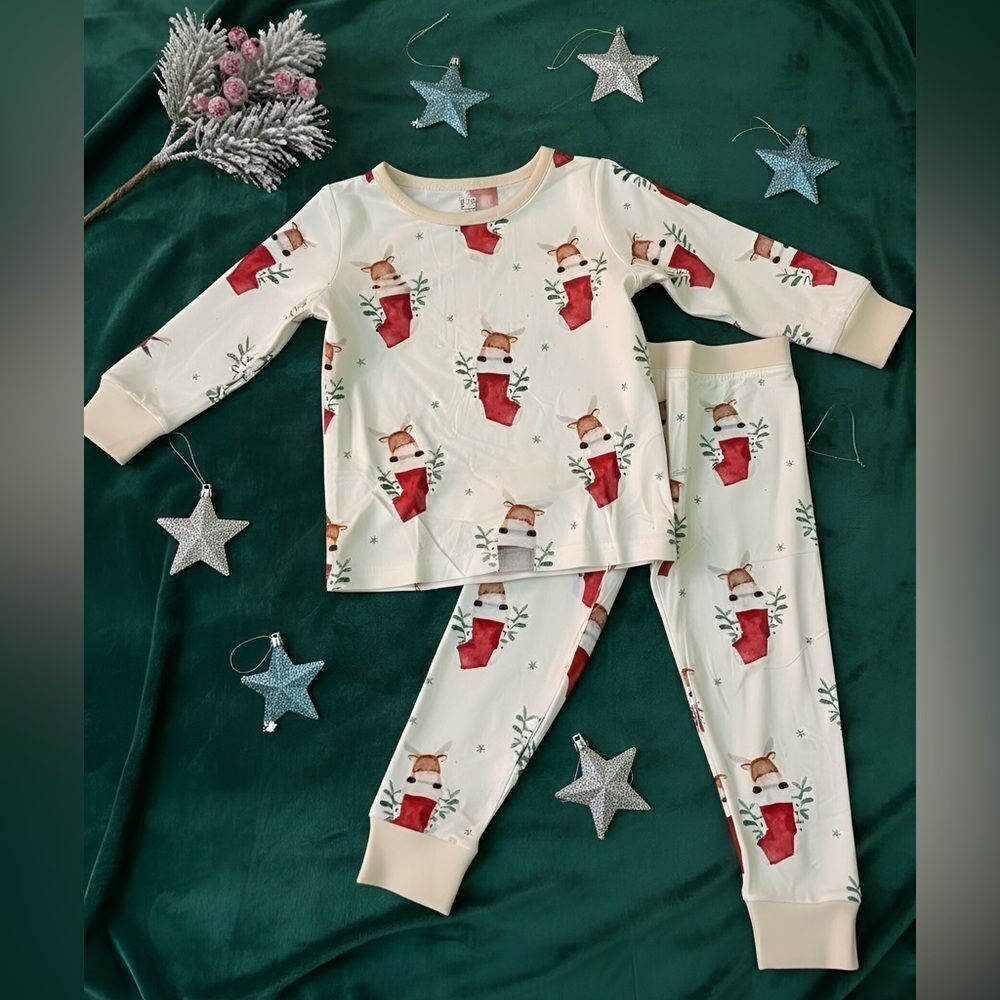Organic Bamboo Festive Cream Kids Pajamas with Reindeer Design